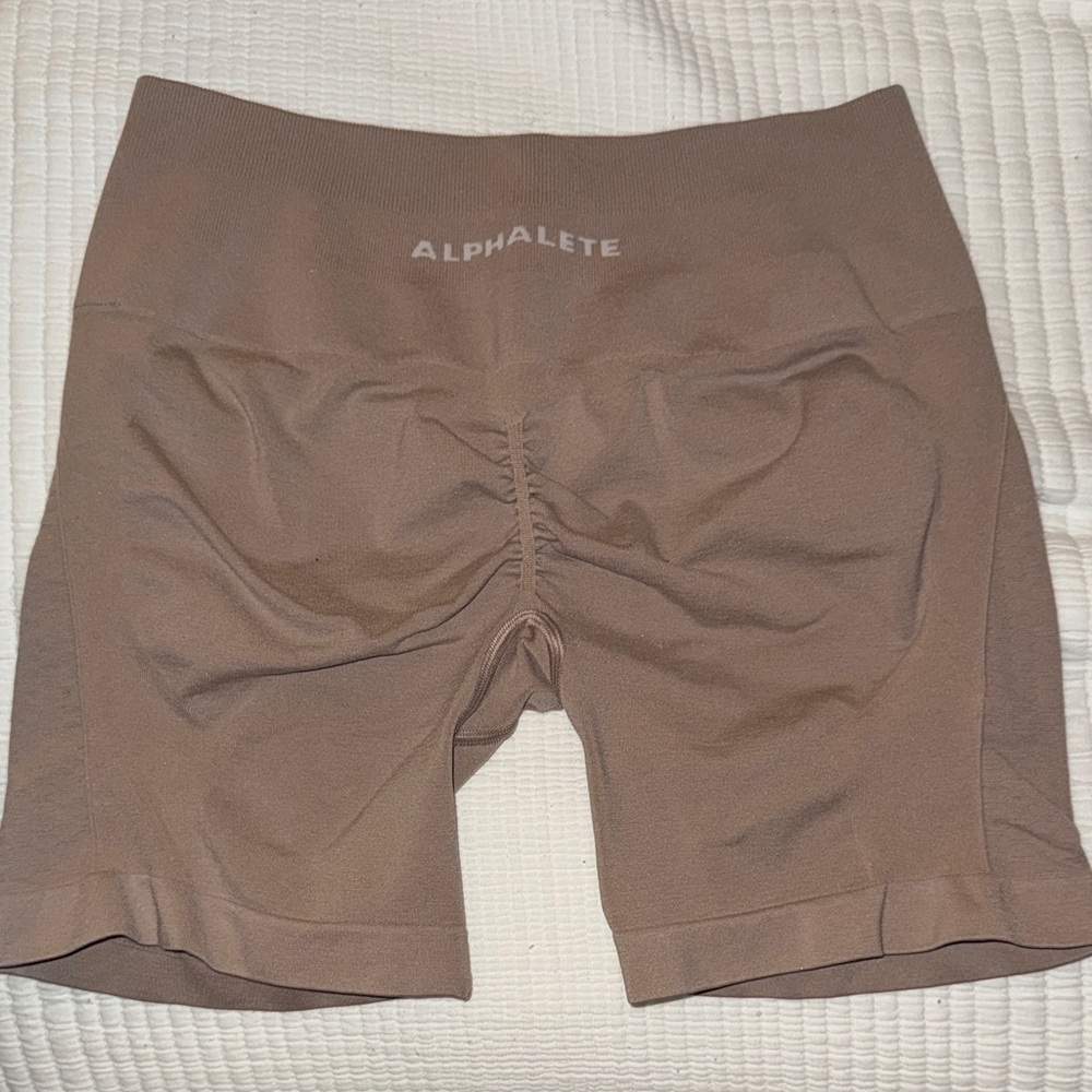 Alphalete Amplify Contour Short 5” - Porcelain - L